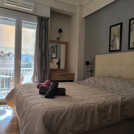 Avantis Modern Apartment Chalkís